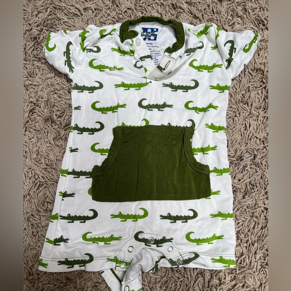 Kickee pants. Good condition 0-3 months.